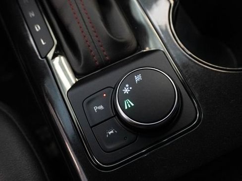 Used 2022 Chevrolet Blazer RS FWD image 13