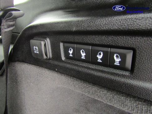 Used 2022 Jeep Grand Cherokee L Overland w/ Off Road Group AWD/4WD image 22