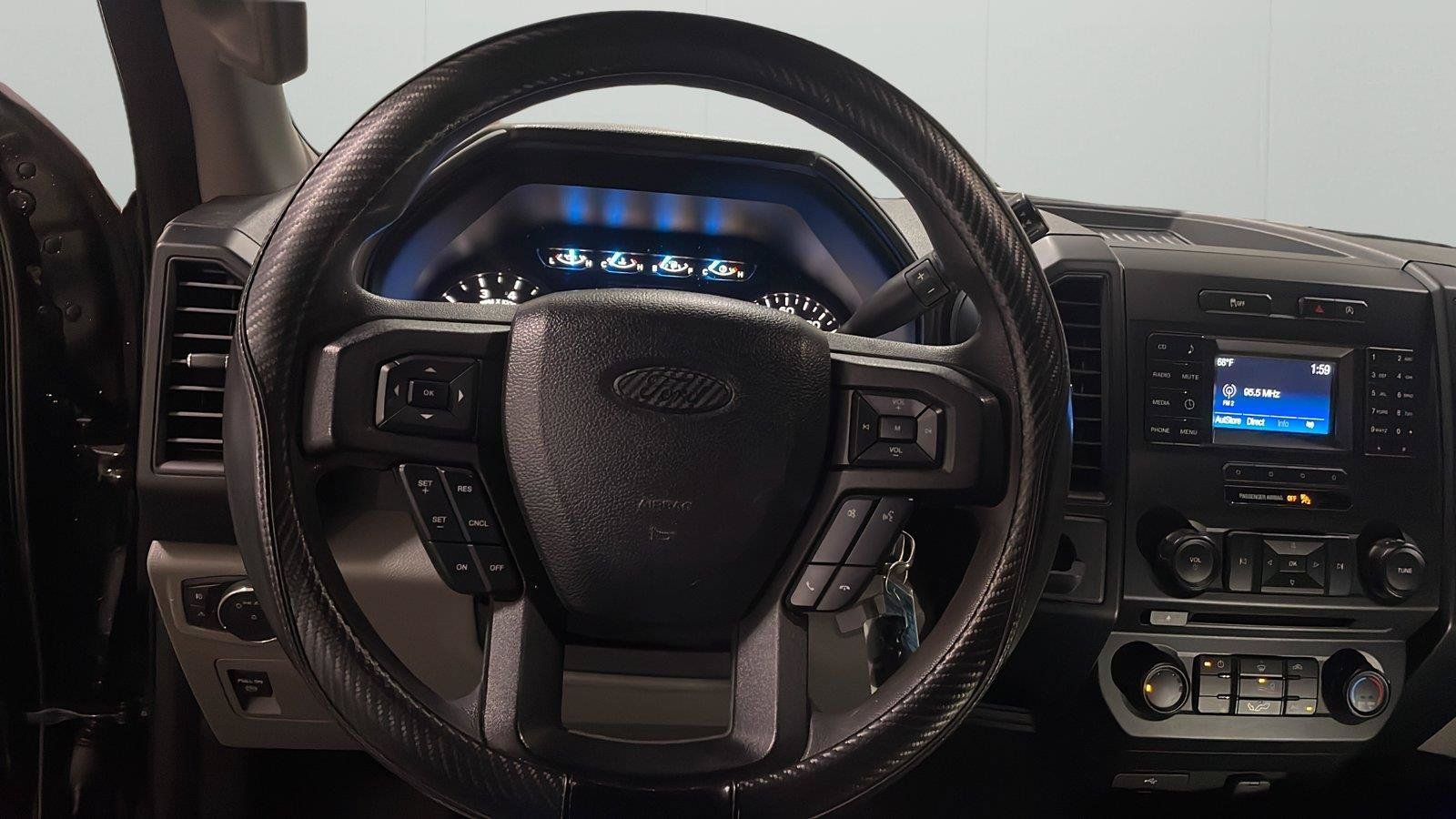 Used 2017 Ford F150 XL w/ Equipment Group 101A Mid RWD image 20