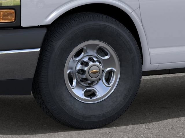 New 2025 Chevrolet Express 2500 Extended w/ Driver Convenience Package RWD image 9
