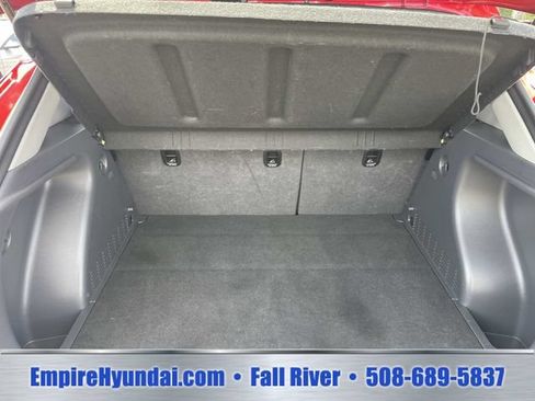 Used 2024 Hyundai Kona SEL AWD/4WD image 5