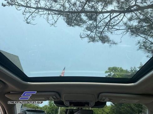 Used 2022 Subaru Forester Premium image 23