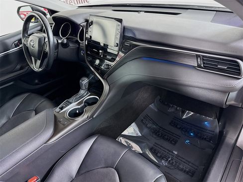 Certified 2023 Toyota Camry XLE image 31