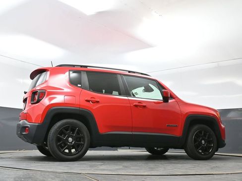 Used 2020 Jeep Renegade Latitude FWD image 54