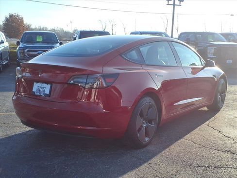Used 2023 Tesla Model 3 Standard Range image 3
