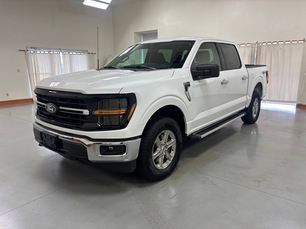 Used 2025 Ford F150 XLT w/ Equipment Group 301A Standard AWD/4WD image 4