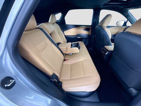 Used 2025 Lexus RX 350 Premium Plus w/ Accessory Package (Z1) FWD image 23