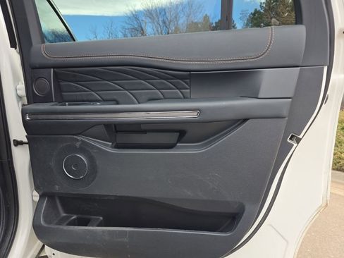 Used 2022 Ford Expedition Max Platinum image 20