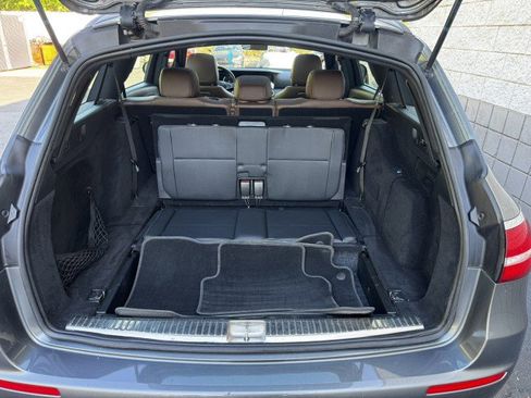 Used 2018 Mercedes-Benz E 400 4MATIC Wagon image 10