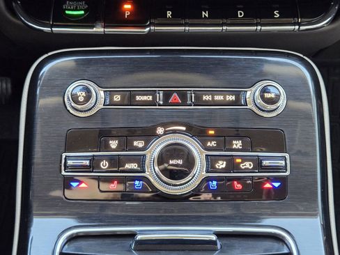 Used 2023 Lincoln Nautilus Reserve w/ Equipment Group 201A image 20