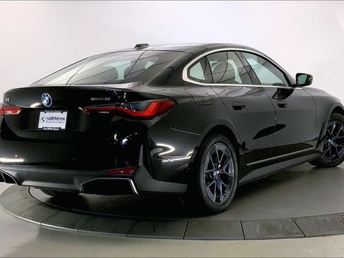Used 2023 BMW i4 eDrive35 w/ Premium Package RWD image 11