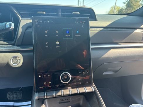 Used 2026 GMC Terrain Elevation image 11