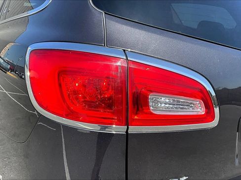 Used 2017 Buick Enclave Leather w/ Trailering Package, 4500 LBS. AWD/4WD image 33