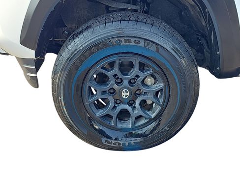 Used 2020 Toyota Tacoma SR w/ SX Package RWD image 27