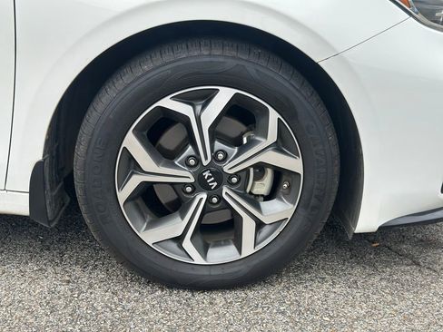 Used 2021 Kia Forte LXS w/ Paint Protection Package image 21