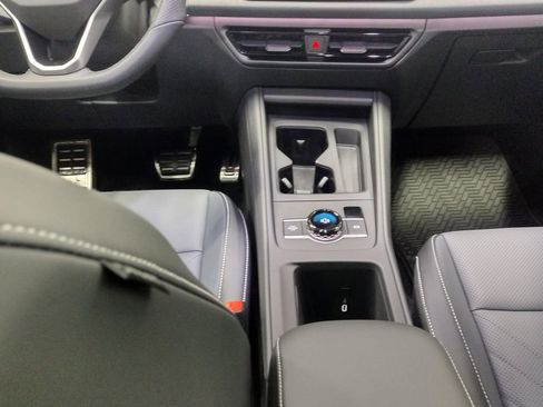 New 2026 Volkswagen Tiguan SE R-Line AWD/4WD image 36