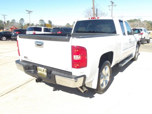 Used 2011 Chevrolet Silverado 1500 LT w/ Regional Value Package image 11