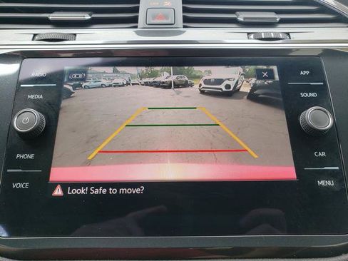 Used 2024 Volkswagen Tiguan SE R-Line AWD/4WD image 22