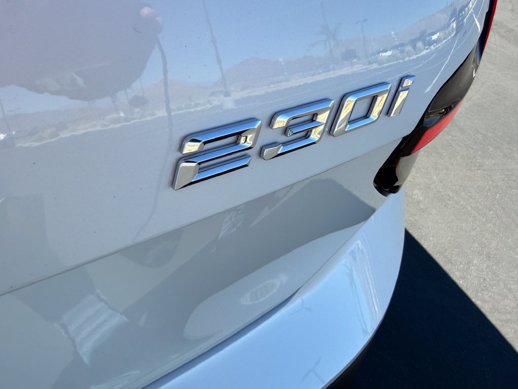 Used 2025 BMW 230i Coupe w/ Convenience Package RWD image 6