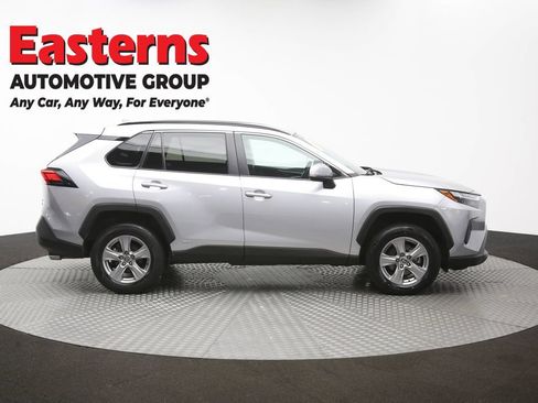 Used 2024 Toyota RAV4 XLE AWD/4WD image 43