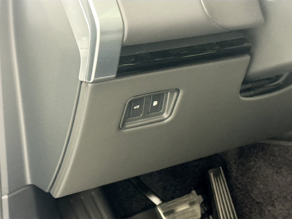 New 2026 Land Rover Range Rover SE AWD/4WD image 10