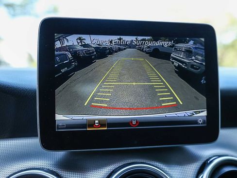 Used 2019 Mercedes-Benz GLA 250 image 40