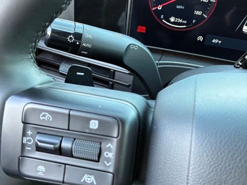 Used 2024 Hyundai Santa Fe Calligraphy image 31