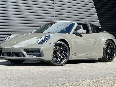 Used 2023 Porsche 911 Targa 4 GTS image 12