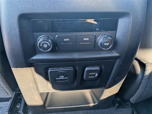 Used 2023 Chevrolet Traverse RS image 14