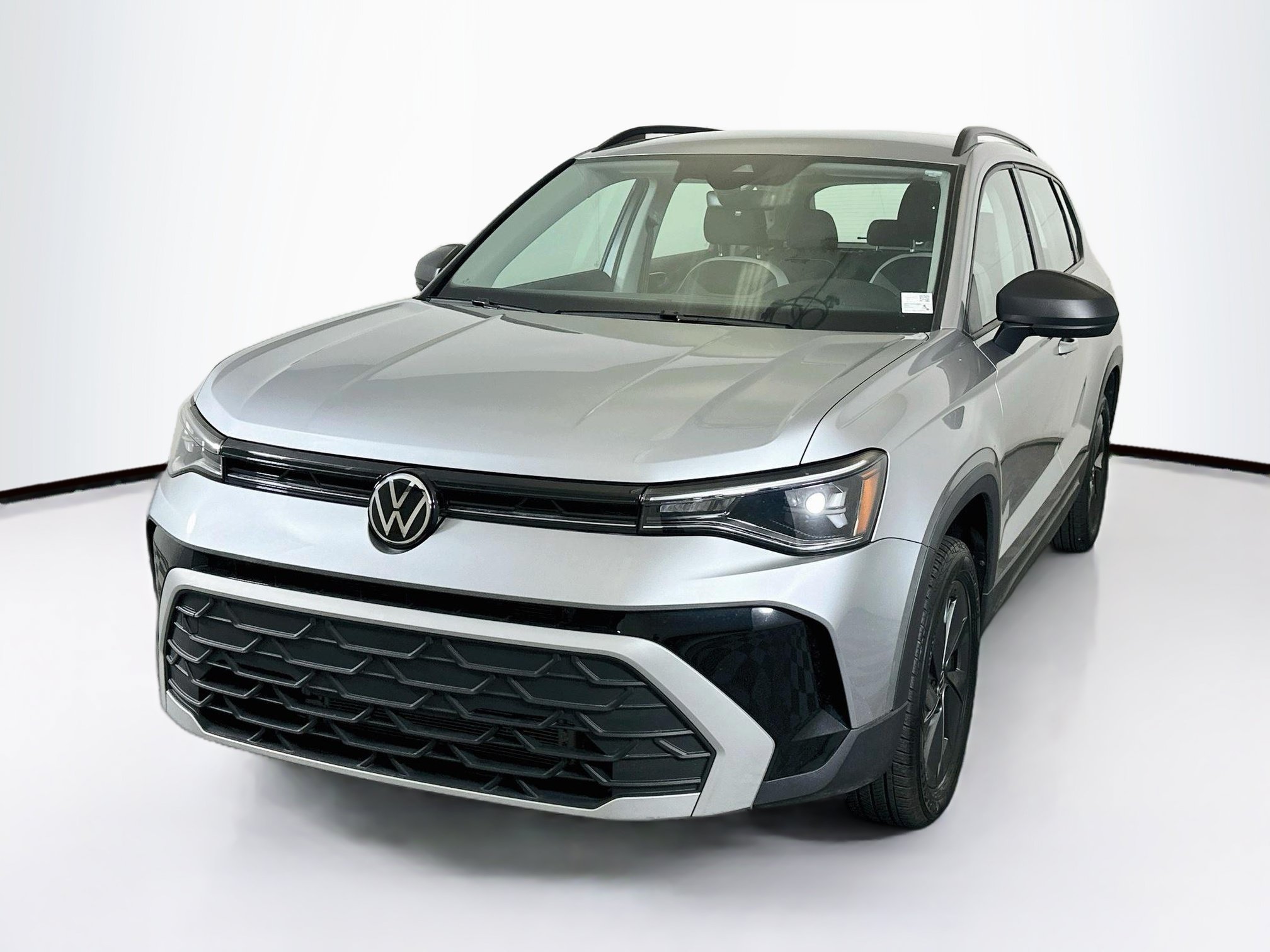 Used 2025 Volkswagen Taos S FWD image 3