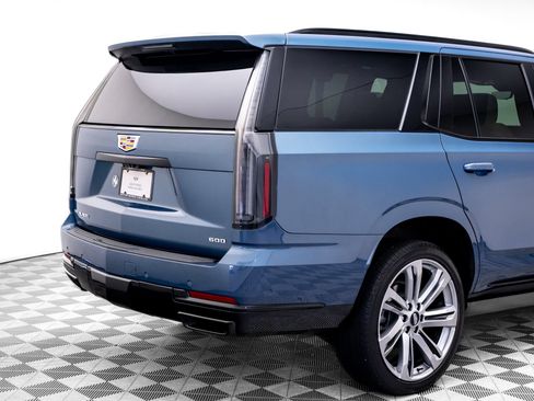Certified 2026 Cadillac Escalade Platinum Sport AWD/4WD image 40