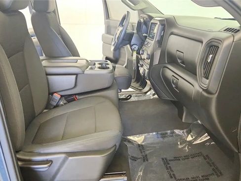 Used 2019 Chevrolet Silverado 1500 Custom w/ Custom Value Package AWD/4WD image 36