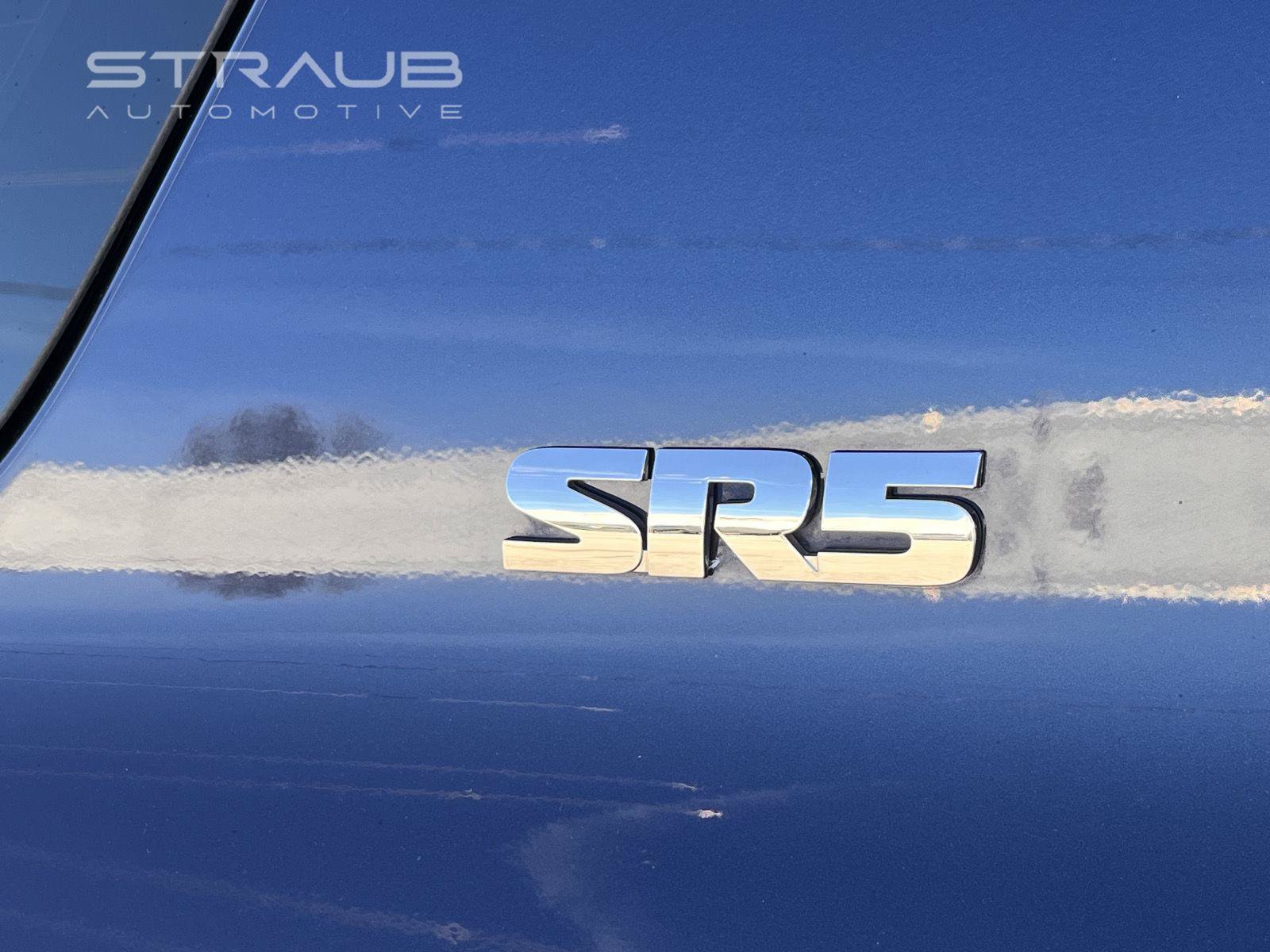 Used 2023 Toyota 4Runner SR5 AWD/4WD image 13