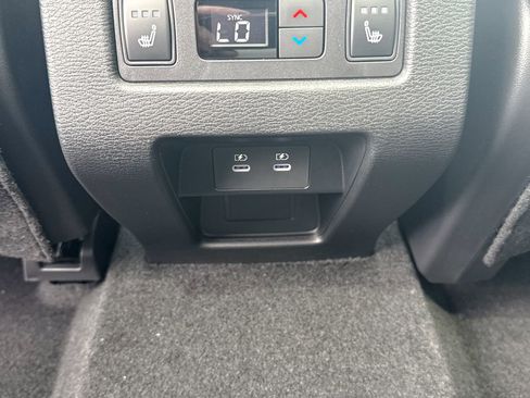 New 2026 Mitsubishi Outlander SEL AWD/4WD image 26