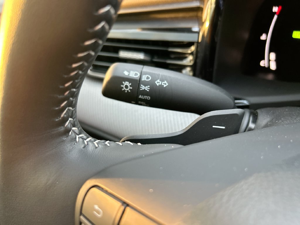 Certified 2025 Toyota Camry SE FWD image 21