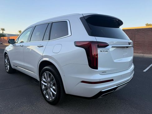 Used 2023 Cadillac XT6 Premium Luxury w/ Technology Package AWD/4WD image 5