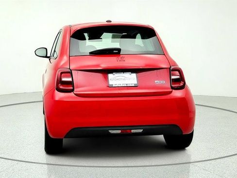 Used 2024 FIAT 500 e (RED) FWD image 10
