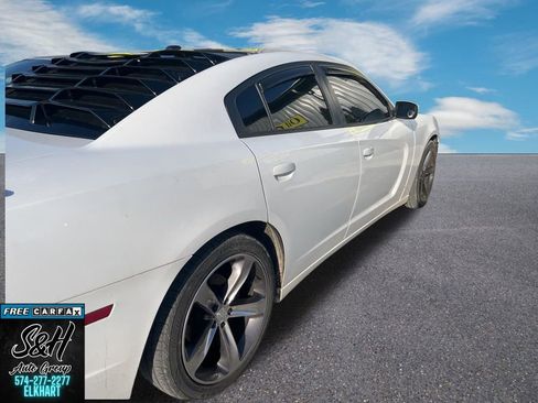 Used 2014 Dodge Charger R/T image 8