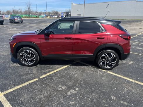 Used 2024 Chevrolet TrailBlazer RS w/ Convenience Package image 3
