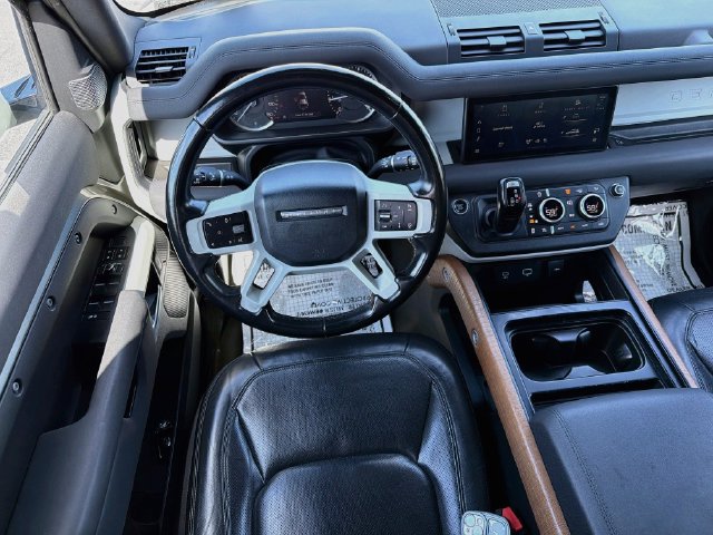 Used 2023 Land Rover Defender 110 SE AWD/4WD image 17