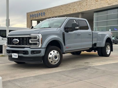 New 2026 Ford F450 Platinum w/ FX4 Off-Road Package image 32