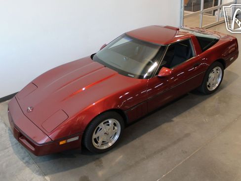 Used 1988 Chevrolet Corvette image 36