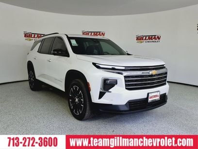 New 2025 Chevrolet Traverse LT w/ Enhanced Driving Package