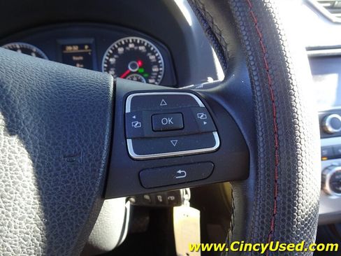 Used 2014 Volkswagen Eos Komfort FWD image 22