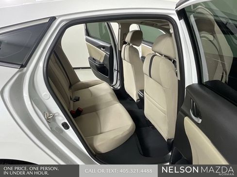 Used 2019 Honda Civic EX image 15