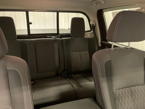 Used 2023 Nissan Titan SV w/ Accessory Utility Package image 29