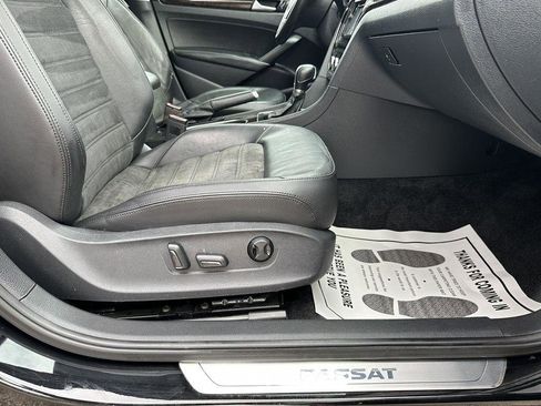 Used 2015 Volkswagen Passat 1.8T SEL Premium FWD image 30