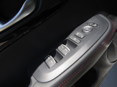 Certified 2025 Acura ADX A-Spec image 25