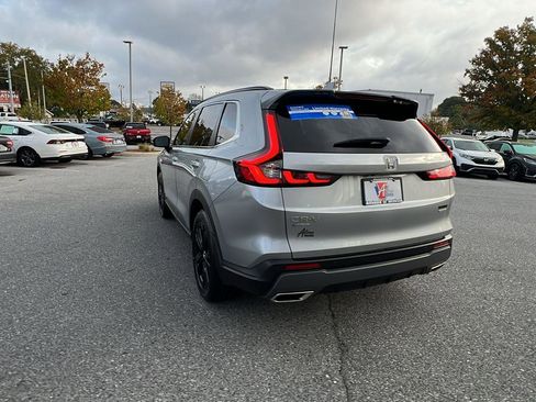 Used 2023 Honda CR-V Sport Touring image 6