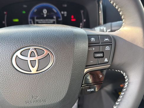 New 2026 Toyota Camry SE FWD image 22